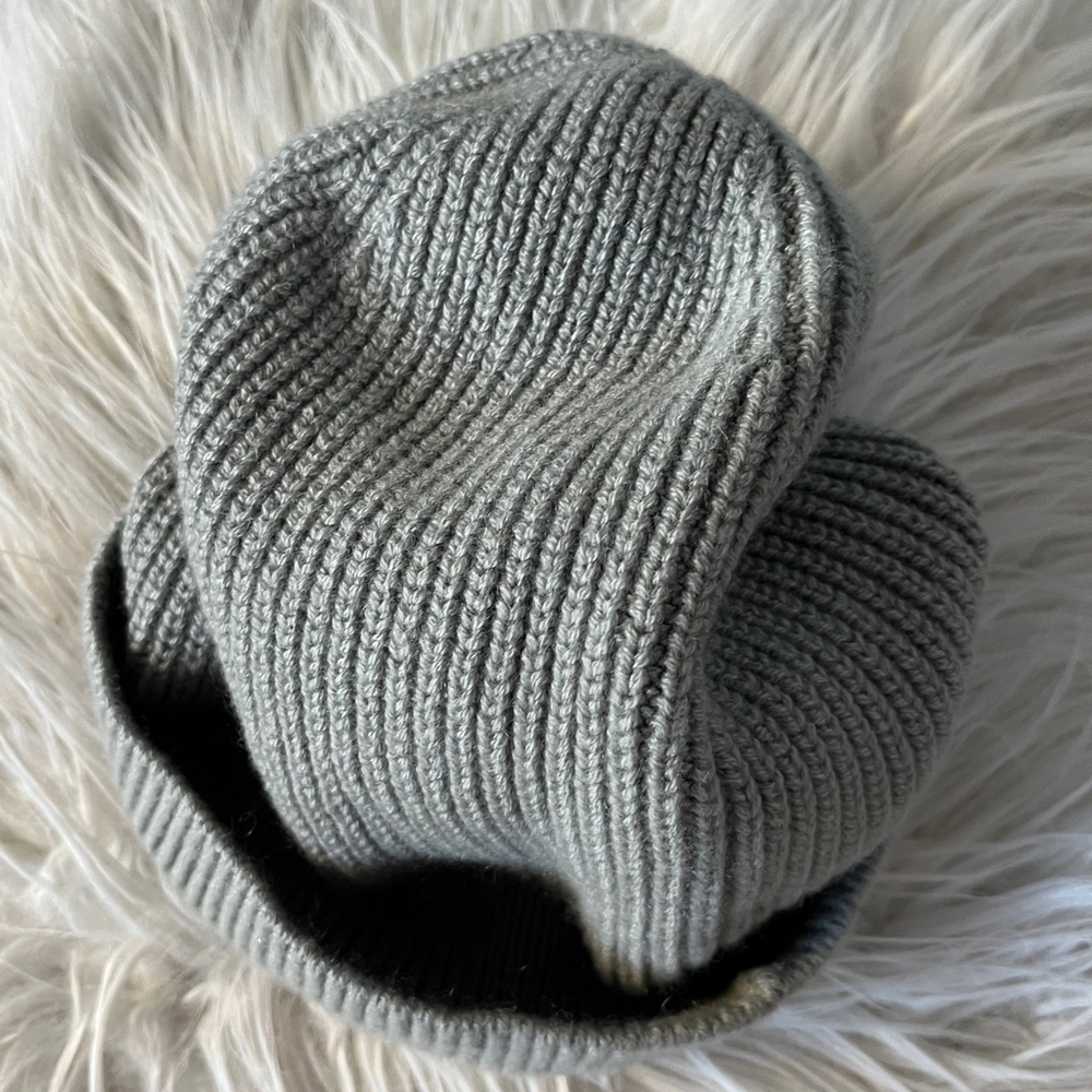 Club Monaco Wool Ribbed Knit Beanie - Picture 3 of 4